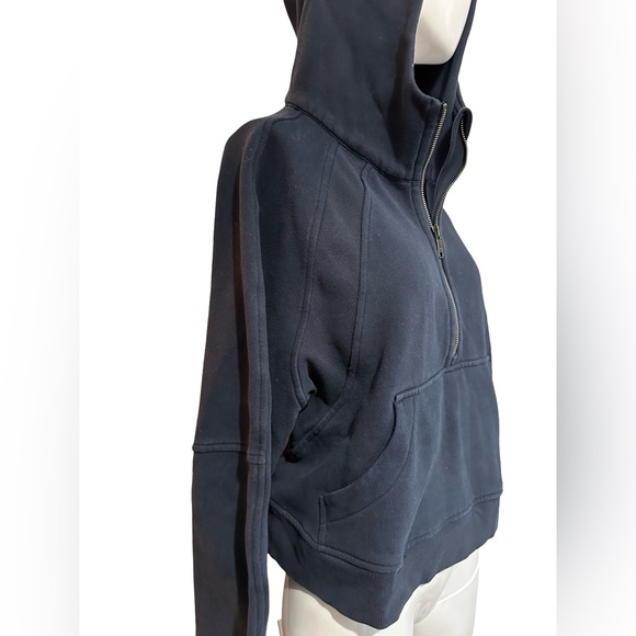 Lululemon Half Zip Cropped Hoodie – Navy – M/L – Excellent Condition - Picture 7 of 8